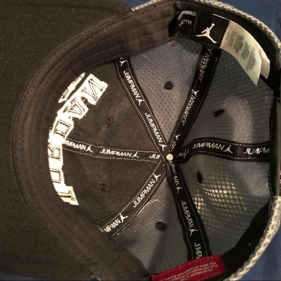 Jordan Silver and Black Youth Snapback - Picture 3 of 3